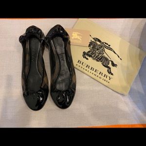 Burberry Nova Check Patent Flats